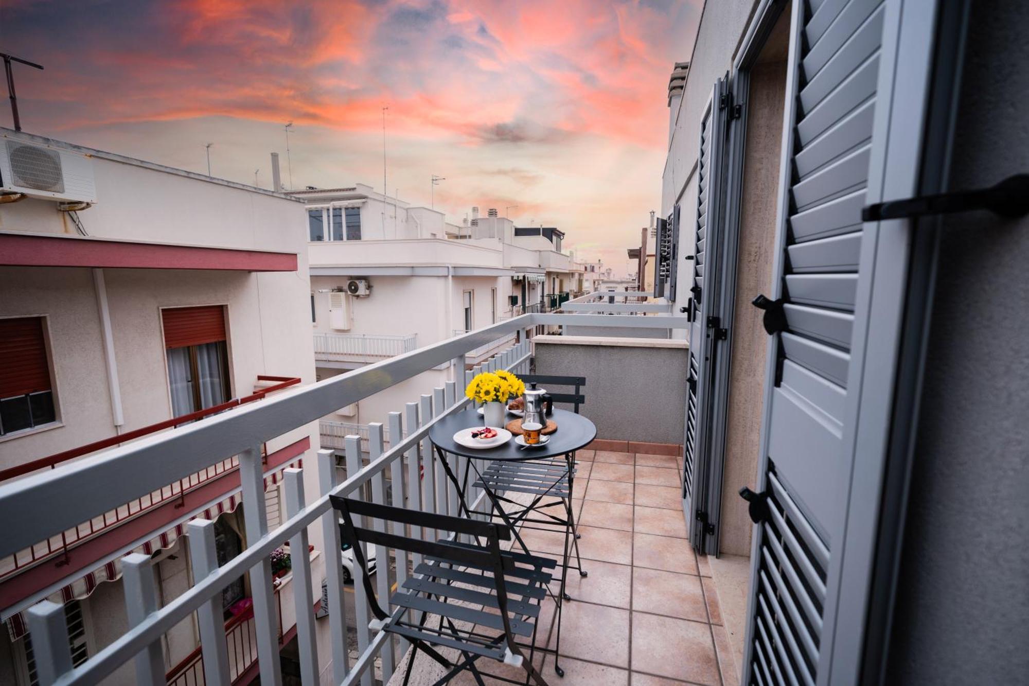 Alloggi Del Sole โปลีญาโนอามาเร ภายนอก รูปภาพ